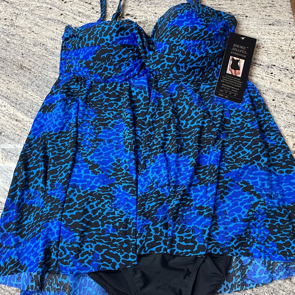 Shore Shapes - High quality new with tags very flattering Size 14